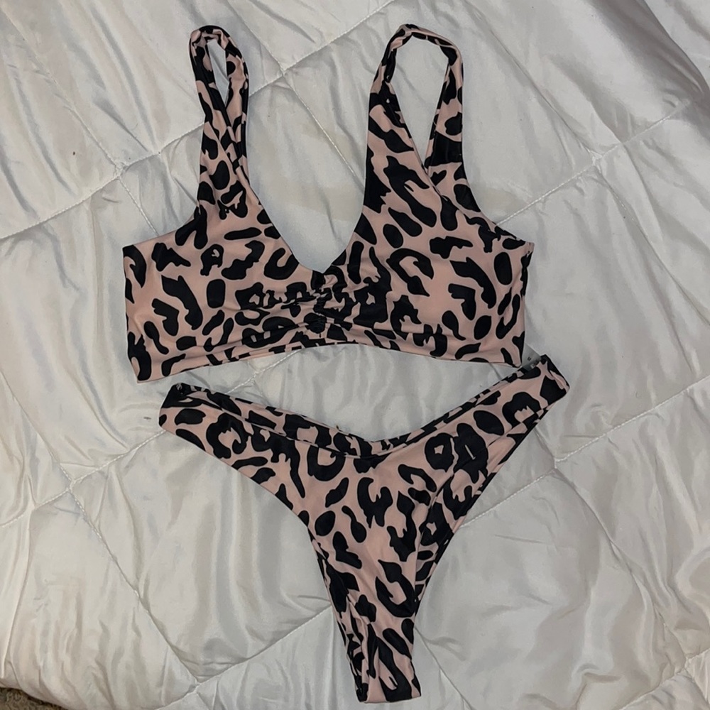 leopard bikini